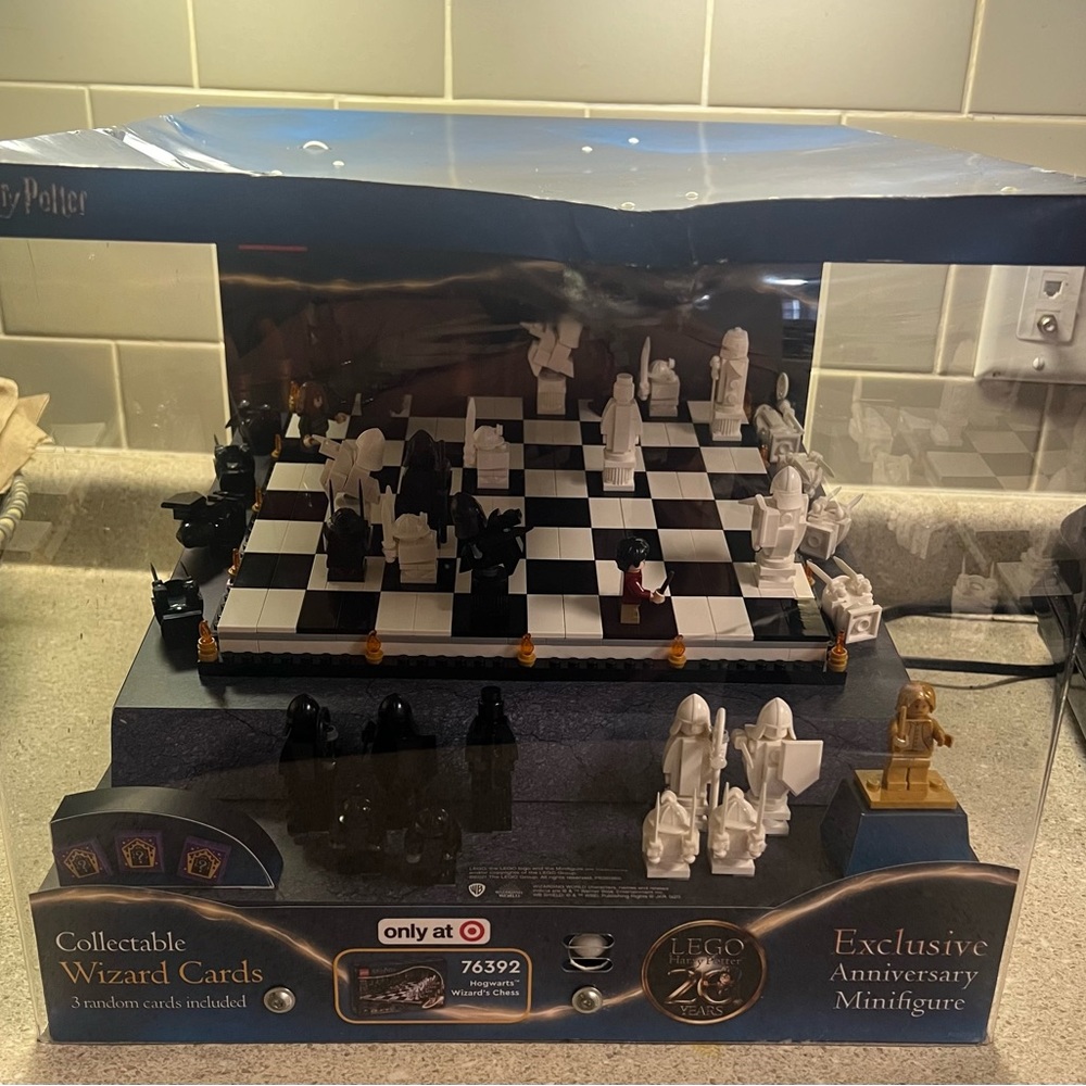 Lego Harry Potter rare display case 76392